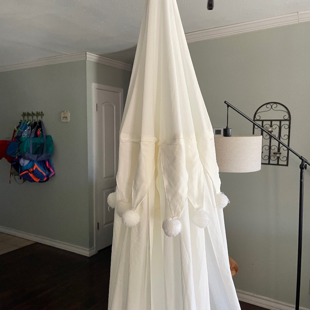 Eggshell white Kamimi kids canopy